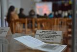 2013-01-07-vystava-bible-vcera-dnes-a-zitra-zborov-0084