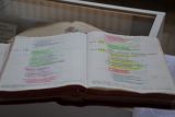 2013-01-07-vystava-bible-vcera-dnes-a-zitra-zborov-0103