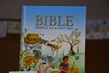 2013-01-07-vystava-bible-vcera-dnes-a-zitra-zborov-10016