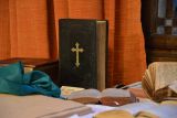 2012-10-29-vystava-bible-vcera-dnes-a-zitra-holesov-0054