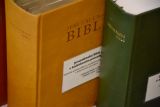 2012-09-17-vystava-bible-vcera-dnes-a-zitra-plzen-0123