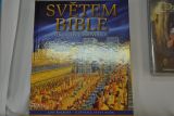 2012-09-17-vystava-bible-vcera-dnes-a-zitra-plzen-20008