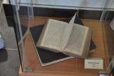 2013-04-15-vystava-bible-vcera-dnes-a-zitra-trstena-20001-0050