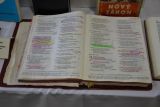 2013-04-15-vystava-bible-vcera-dnes-a-zitra-trstena-20001-0404