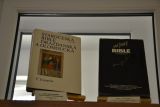 2013-04-15-vystava-bible-vcera-dnes-a-zitra-trstena-20001-0444