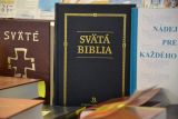 2013-04-15-vystava-bible-vcera-dnes-a-zitra-trstena-20001-0450