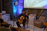 2014-11-17-mesic-bible-karlovy-vary-1119