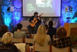 2014-11-17-mesic-bible-karlovy-vary-1126