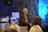 2014-11-17-mesic-bible-karlovy-vary-1127