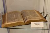 015-01-12-mesic-bible-ve-znojme-1087