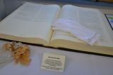 2011-12-12-vystava-bible-vcera-dnes-a-zitra-vrbno-0081