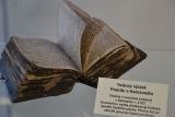 2011-12-12-vystava-bible-vcera-dnes-a-zitra-vrbno-0086