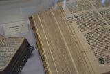 2011-12-12-vystava-bible-vcera-dnes-a-zitra-vrbno-0097